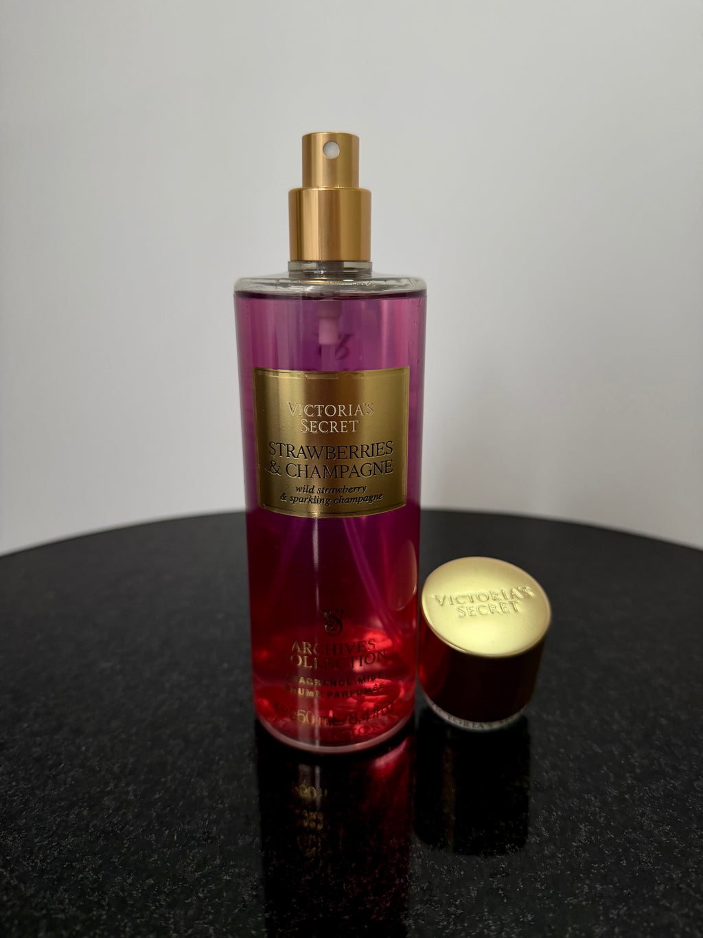 Victoria’s Secret Strawberries & Champagne – Archives Collection 250 ml