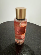 Victoria’s Secret Temptation – Body Splash 250 ml